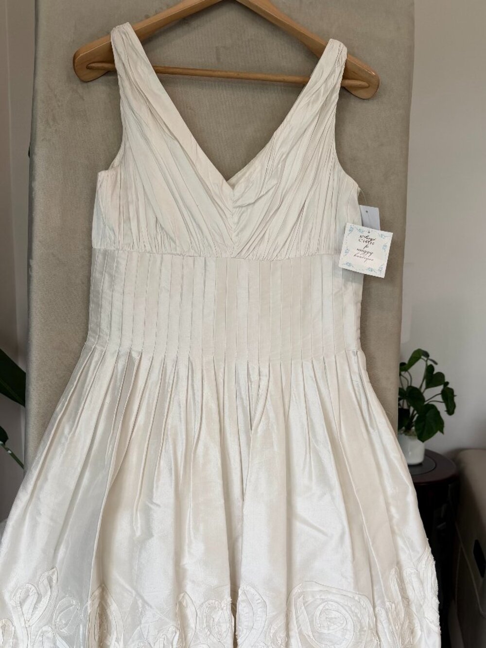 Suzi Chin for Maggy Boutique NWT Ivory Rosette Dress Size 10